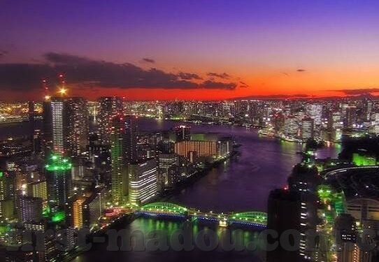 日韩av免费网站-日韩AV免费网站的真相与风险